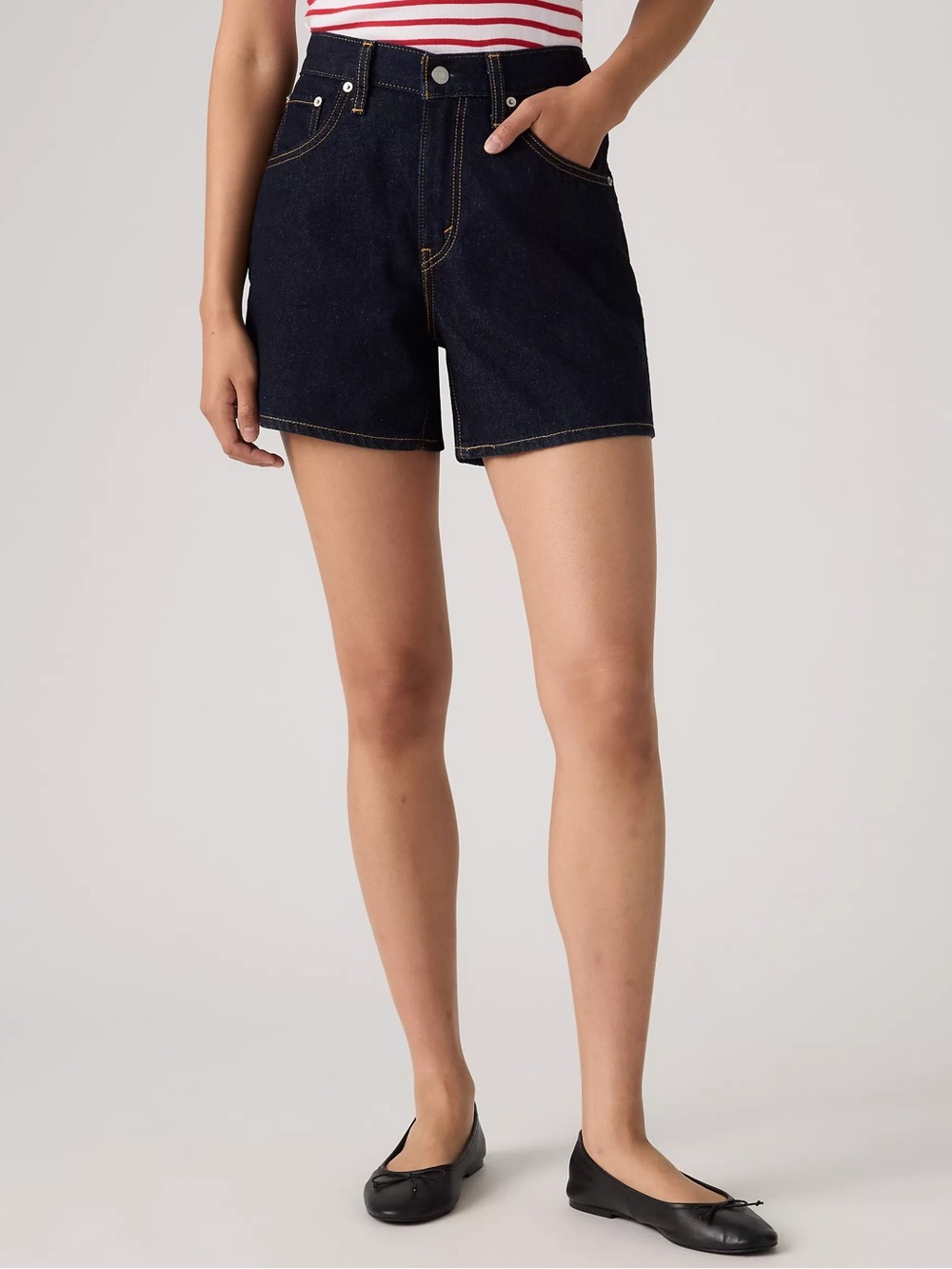 Levis Cinch Mid-thigh Lightweight Shorts